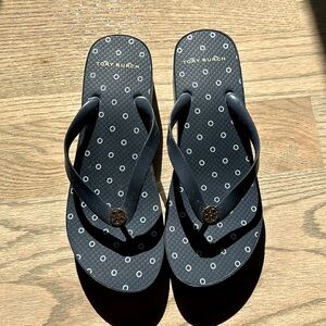 Tory Burch - Printed Carved Wedge Flip
